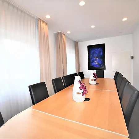 Ascot 4* רמשייד