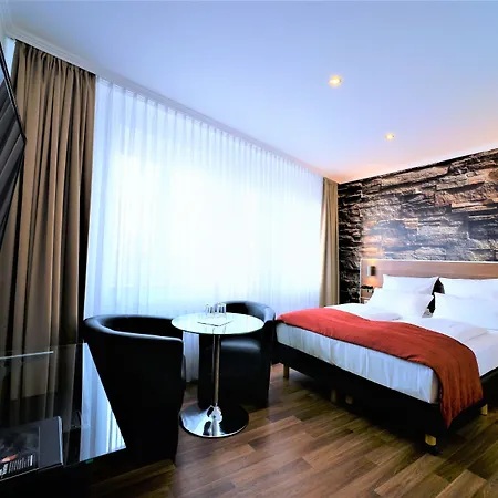 Otel Ascot Remscheid