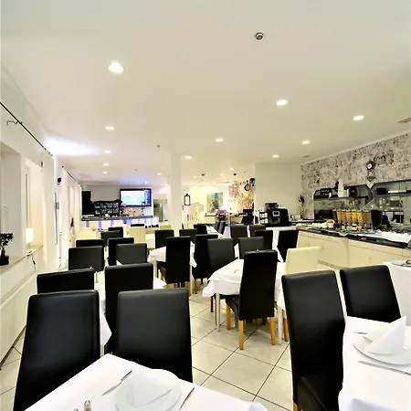 Ascot Otel 4*