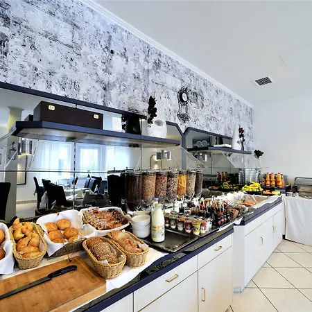 Ascot Otel