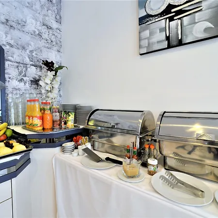 Ascot Otel 4*