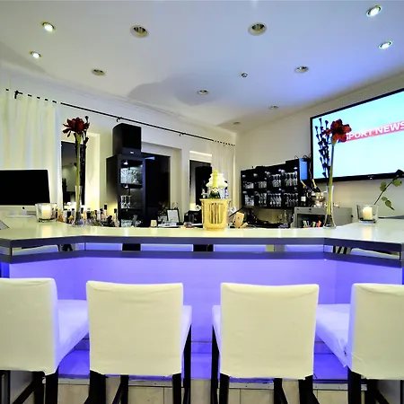 Otel Ascot 4*