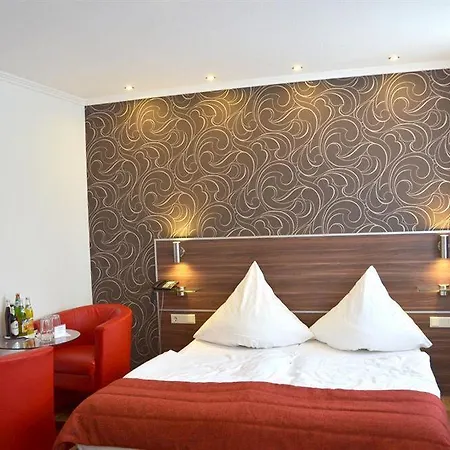 Hotel Ascot 4*