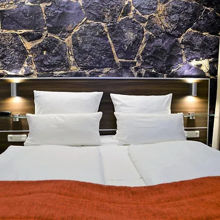 Ascot 4* Remscheid